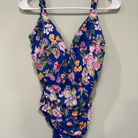 Time and Tru one piece swim suit blue and tangerine - Picture 3 of 3